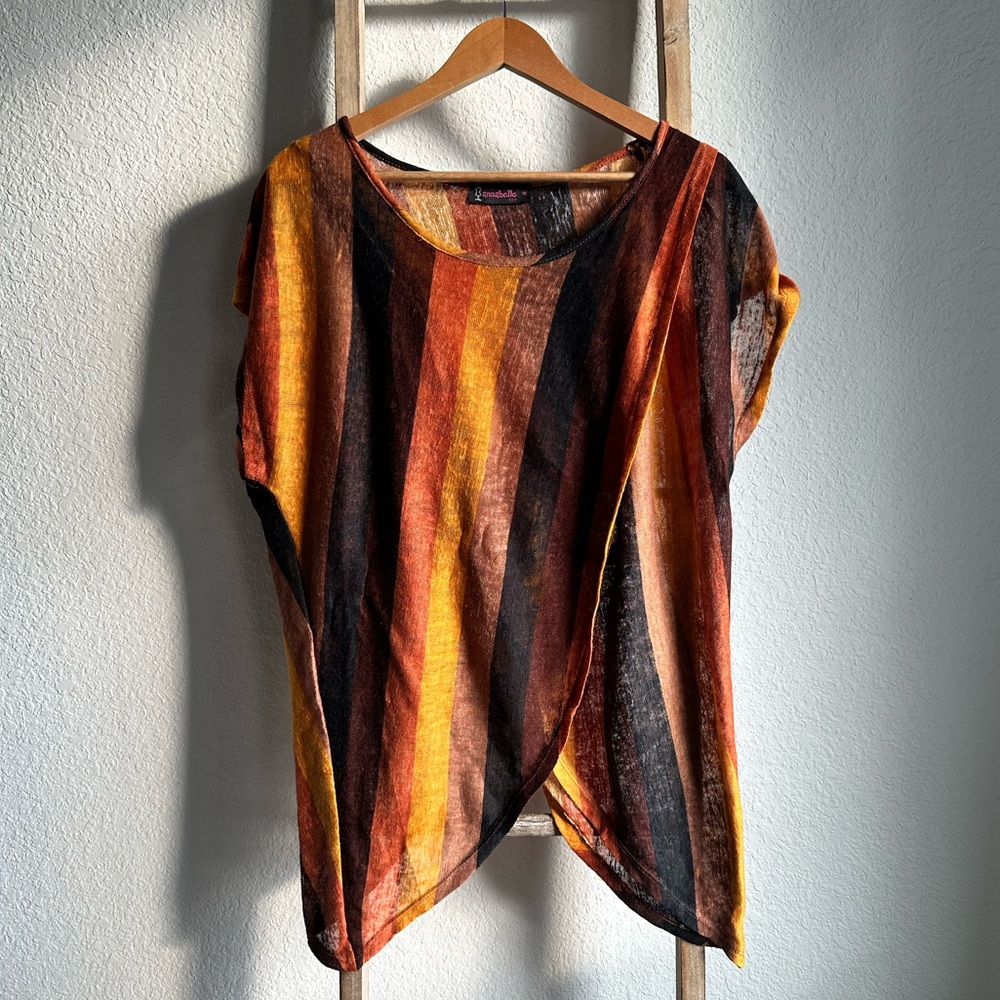Annabelle Striped Symmetrical Flowy Top sz: 1X
